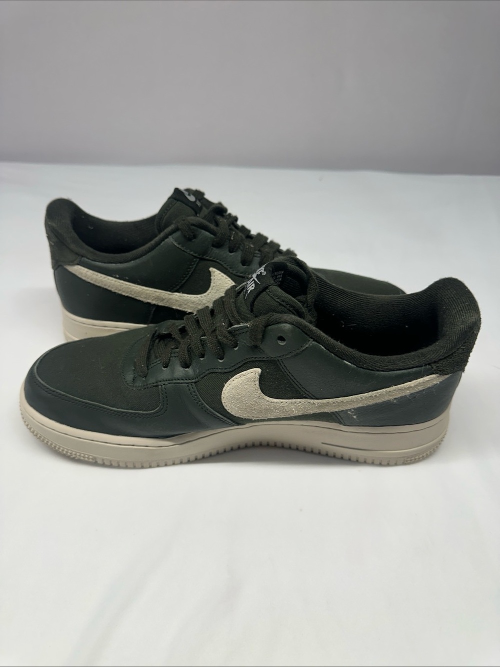 Size 10.5- Nike Air Force 1 '07 LX Sequoia